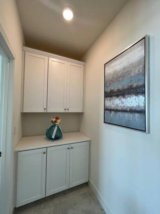 Brand-New, Beautiful & Stylish Home In Sacramento! Екстер'єр фото