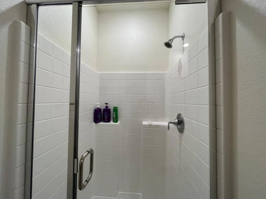 Brand-New, Beautiful & Stylish Home In Sacramento! Екстер'єр фото